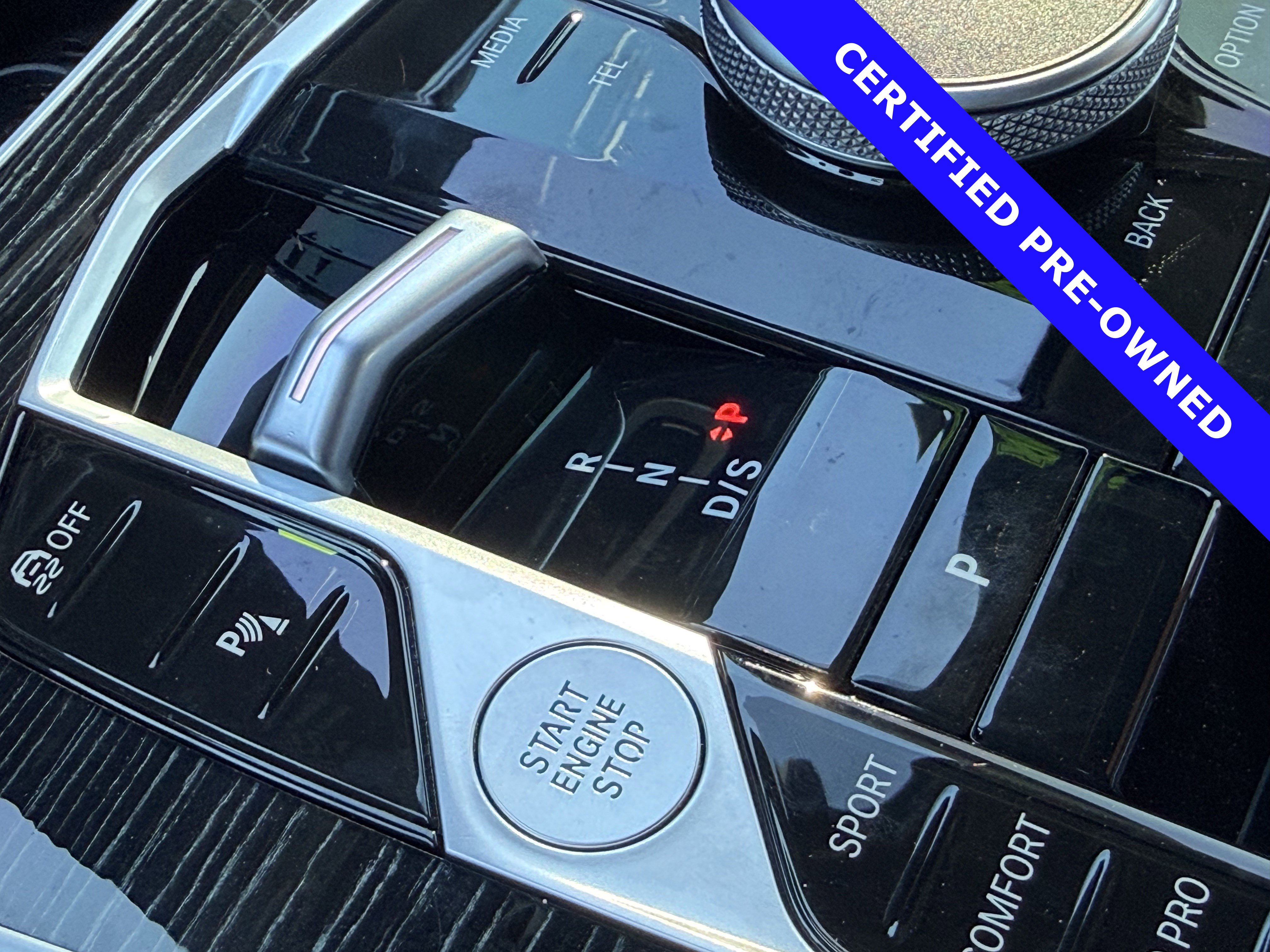 Used 2024 BMW X6 xDrive40i w/ Premium Package image 35