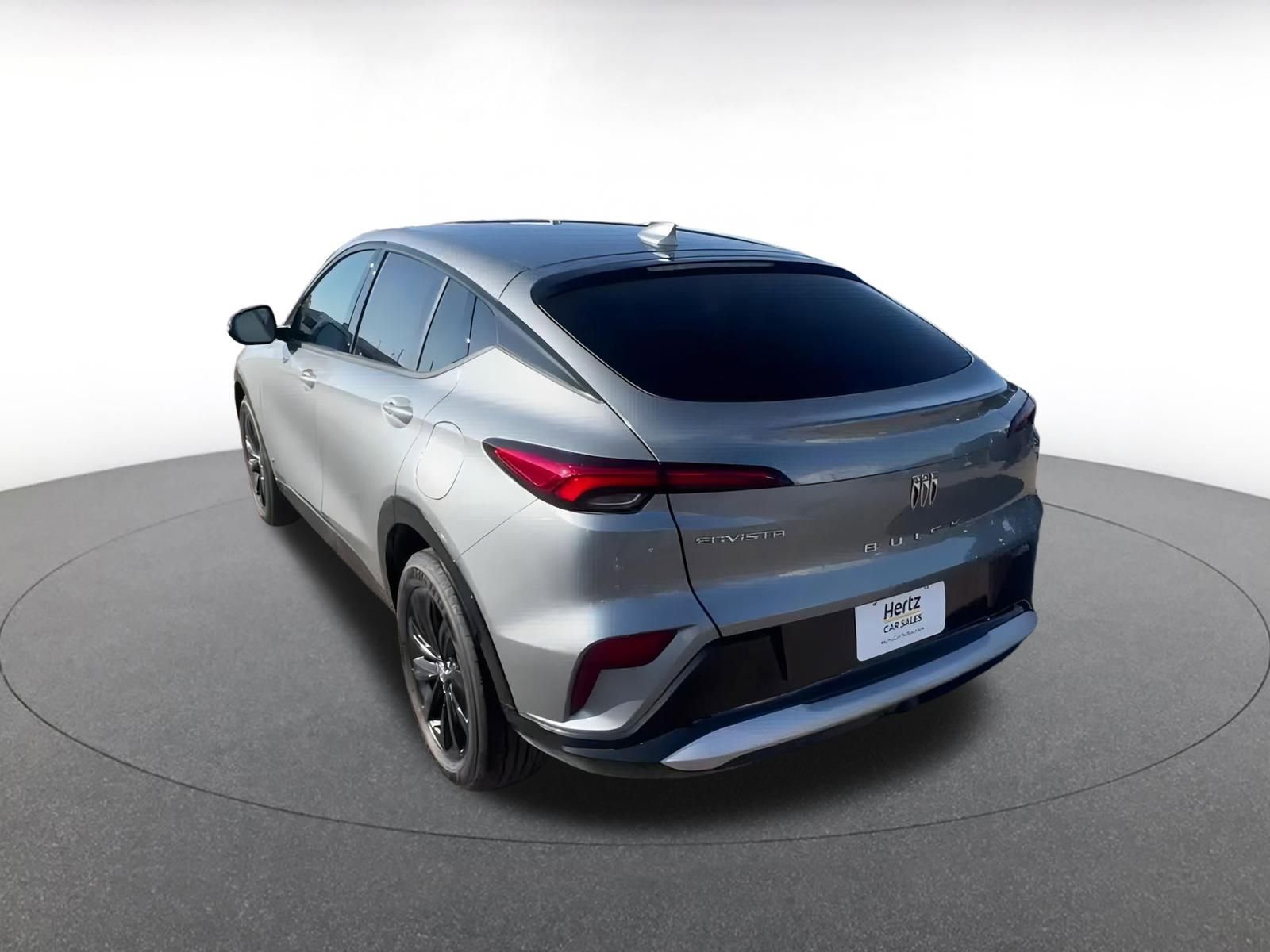 Used 2025 Buick Envista Sport Touring image 11