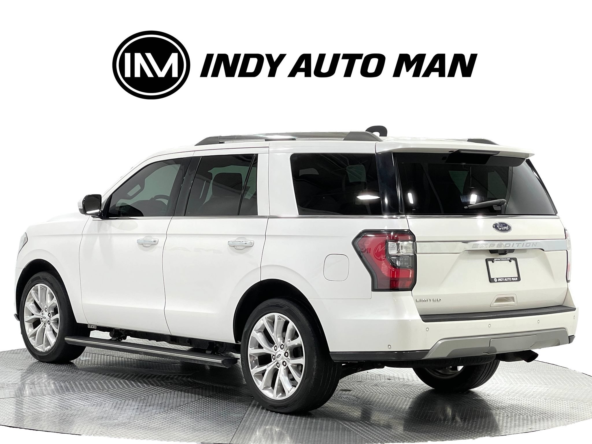 Used 2019 Ford Expedition Limited w/ Equipment Group 302A AWD/4WD image 6