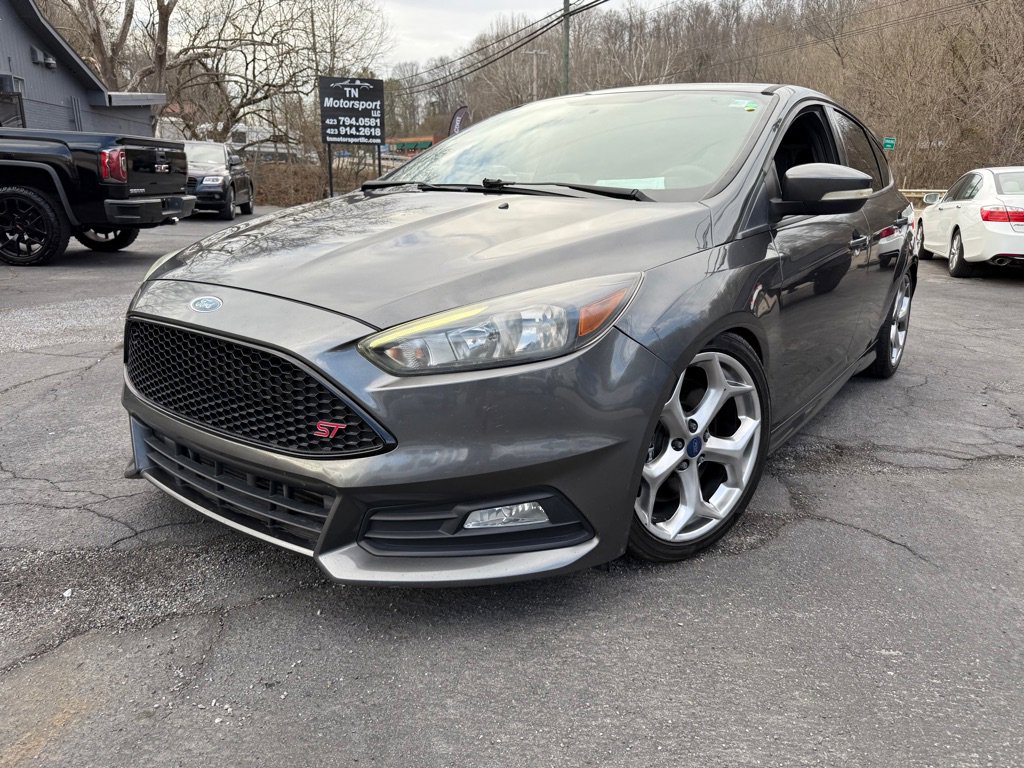 Used 2017 Ford Focus ST image 64