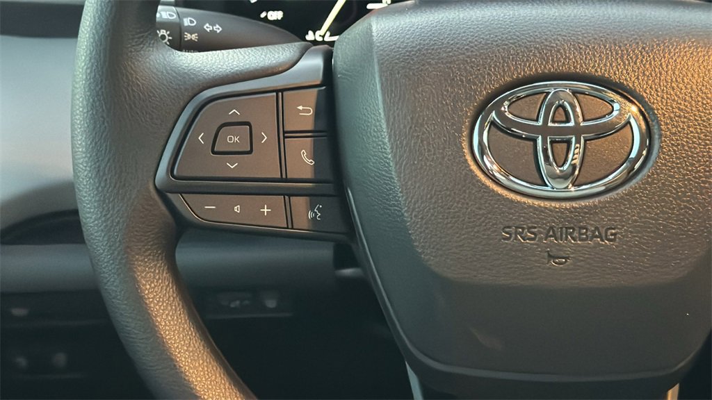 New 2026 Toyota Sienna LE image 28