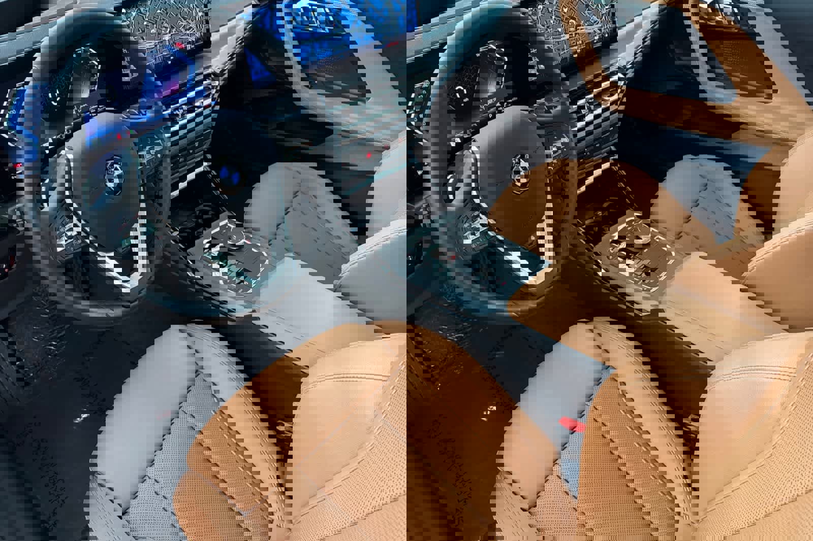 Used 2023 BMW 230i Coupe w/ Premium Package image 11