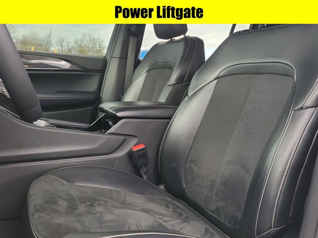 Used 2023 Jeep Grand Cherokee L Laredo image 22