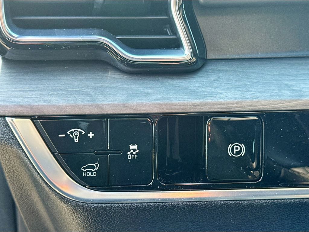 Certified 2023 Kia Sportage X-Line w/ X-Line Premium Package image 13