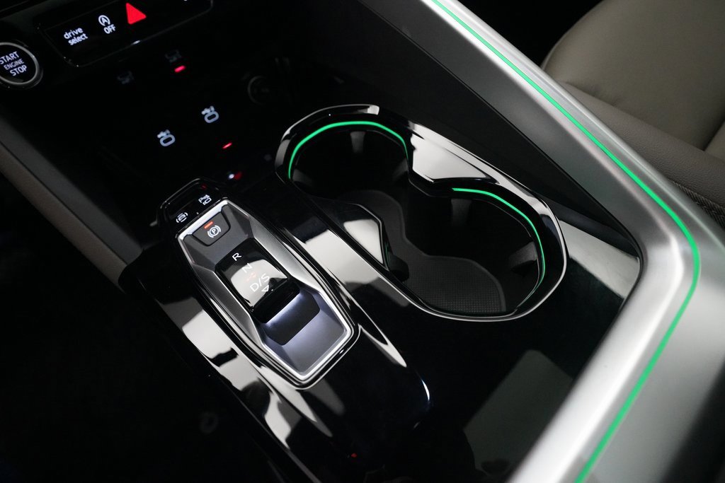 Used 2025 Audi Q5 Premium Plus w/ Premium Plus image 30