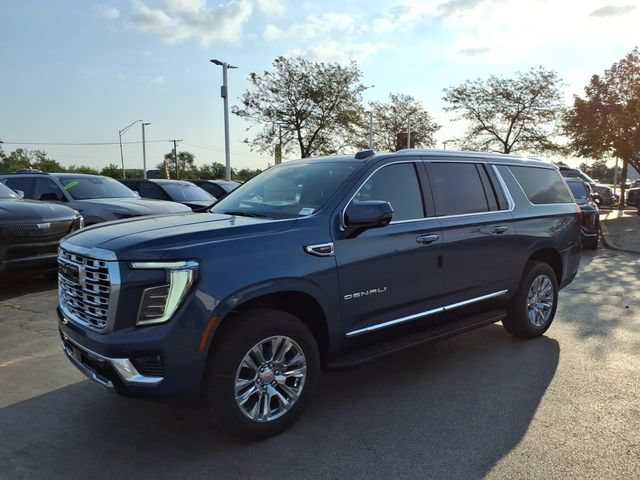New 2026 GMC Yukon XL Denali w/ Advanced Technology Package AWD/4WD image 11