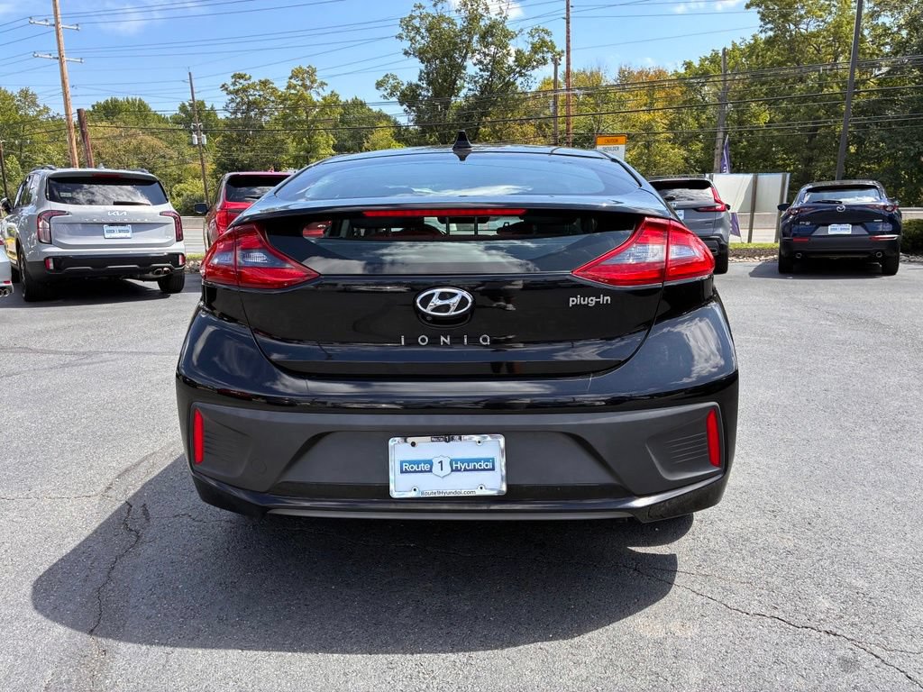 Used 2019 Hyundai Ioniq Plug-In Hybrid FWD image 6