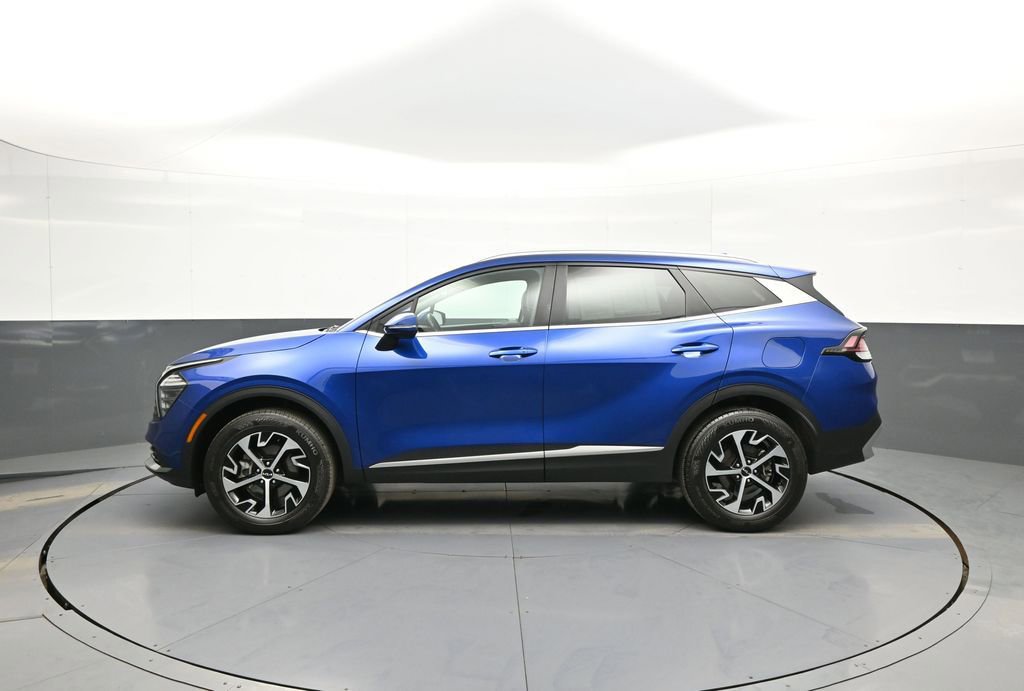 Certified 2024 Kia Sportage EX AWD/4WD image 9