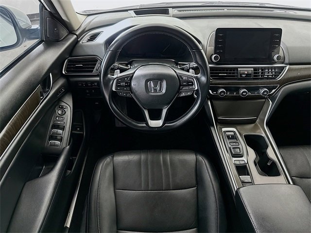 Certified 2018 Honda Accord Touring image 4