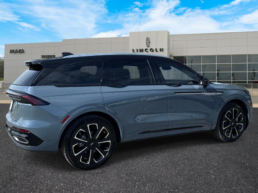 New 2026 Lincoln Nautilus Reserve AWD/4WD image 3