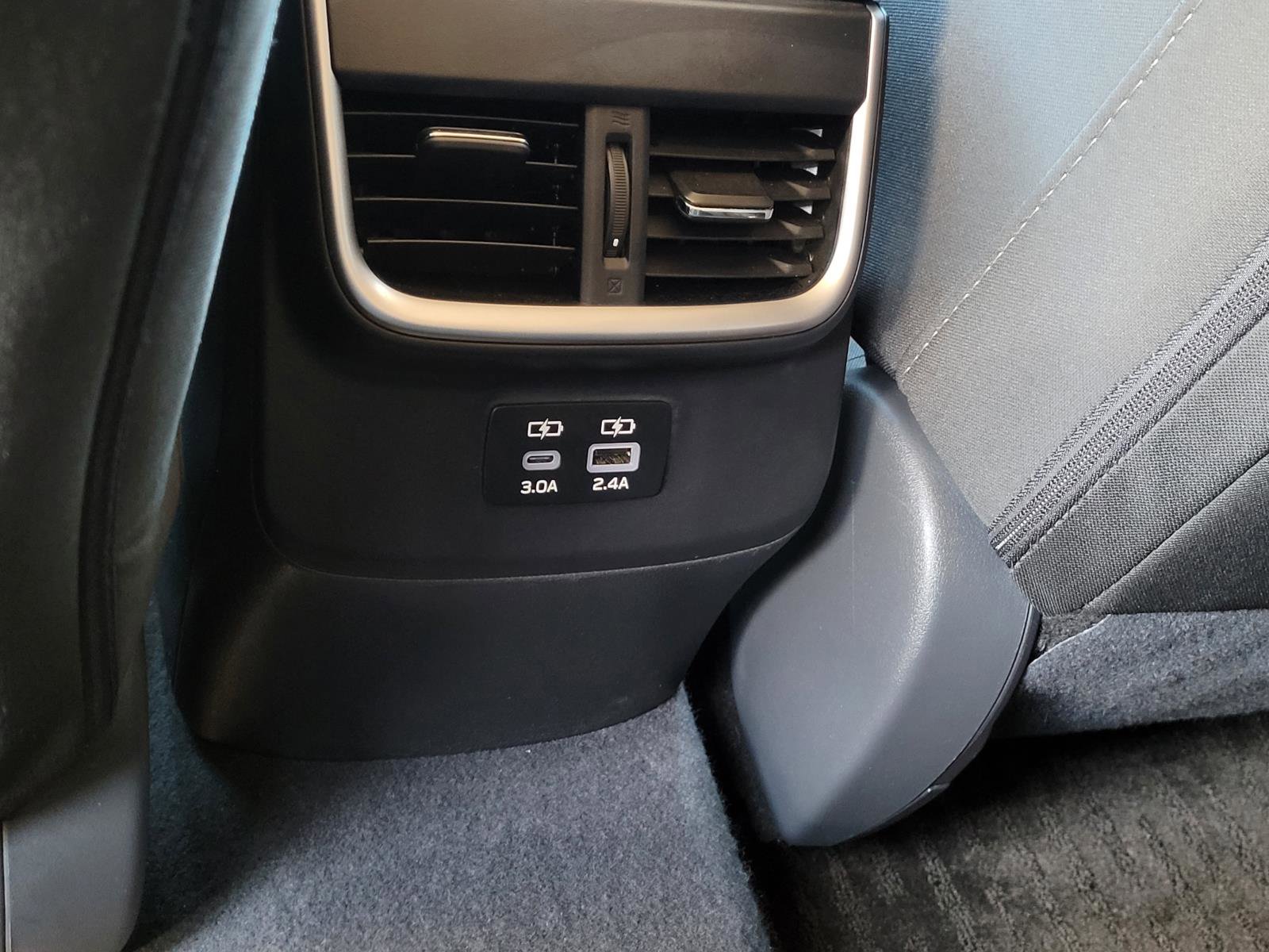 Certified 2025 Subaru Outback Premium image 23