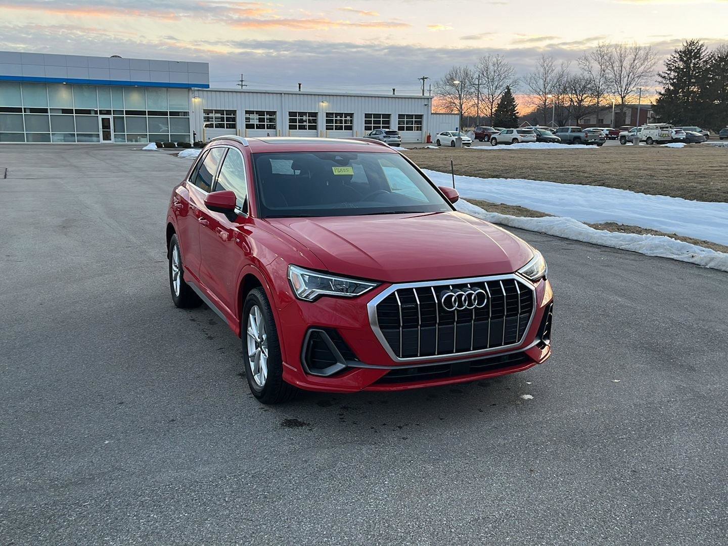 Used 2025 Audi Q3 2.0T Premium image 19