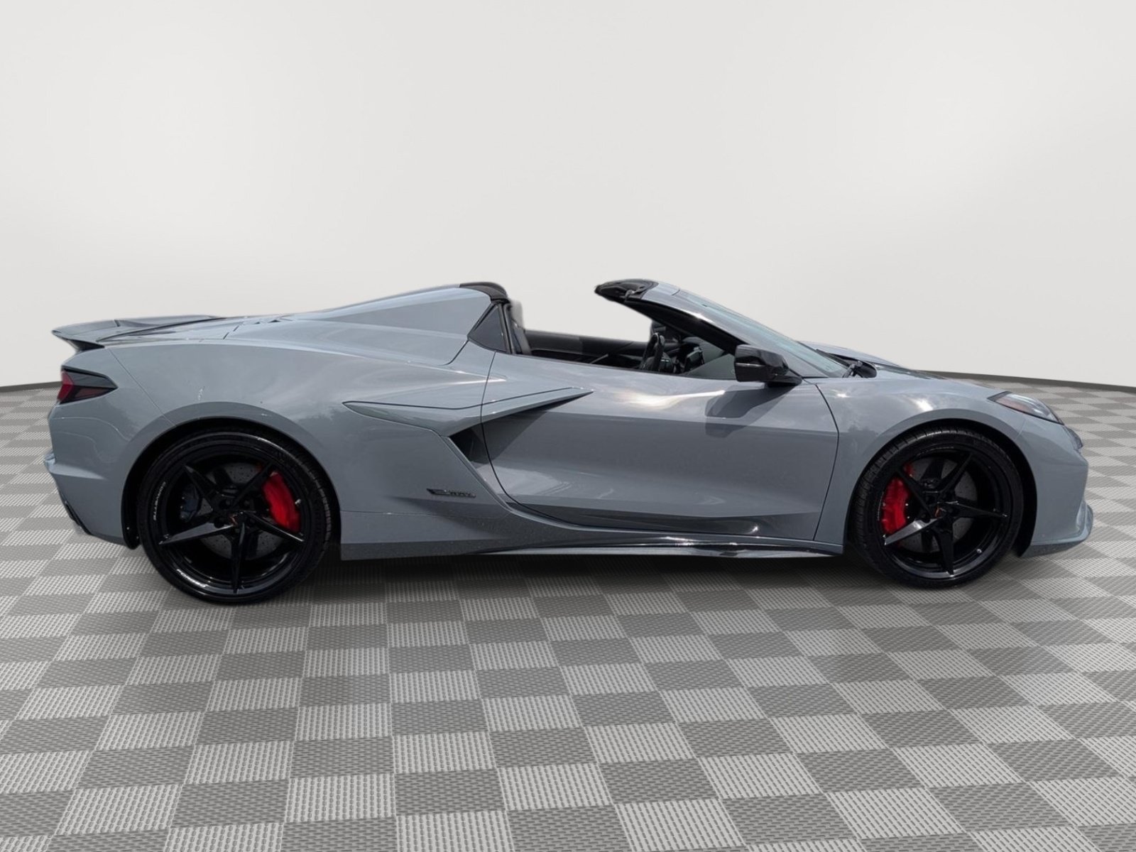 Used 2025 Chevrolet Corvette E-Ray AWD/4WD image 6