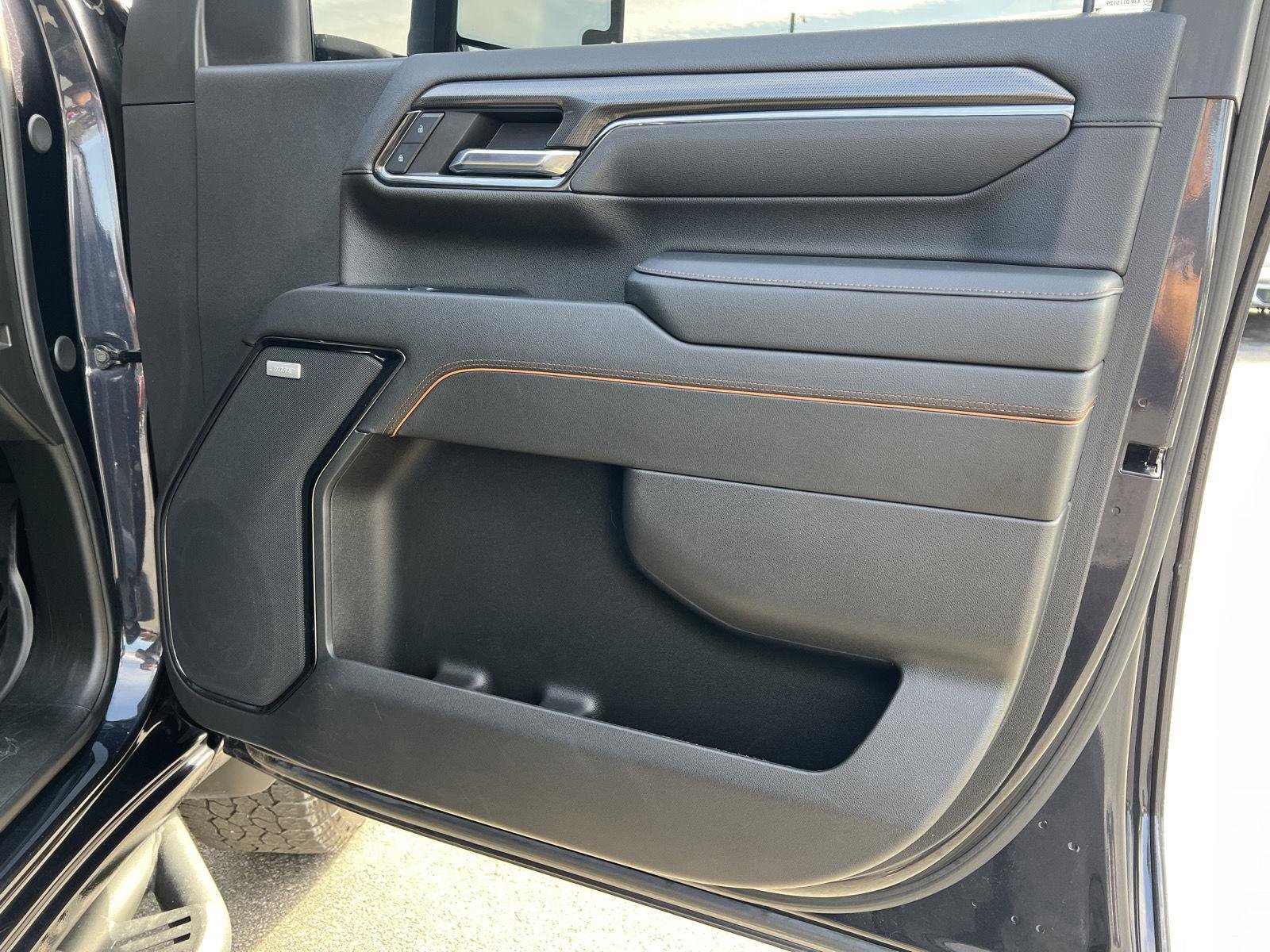 Used 2024 GMC Sierra 2500 AT4 w/ AT4 Preferred Package image 18