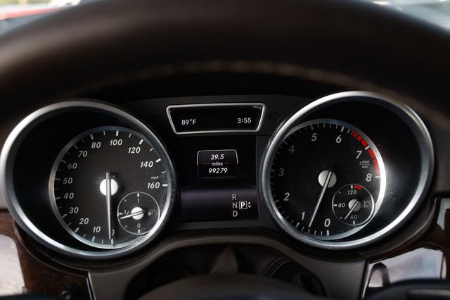 Used 2016 Mercedes-Benz GL 450 4MATIC 4dr GL 450 image 31