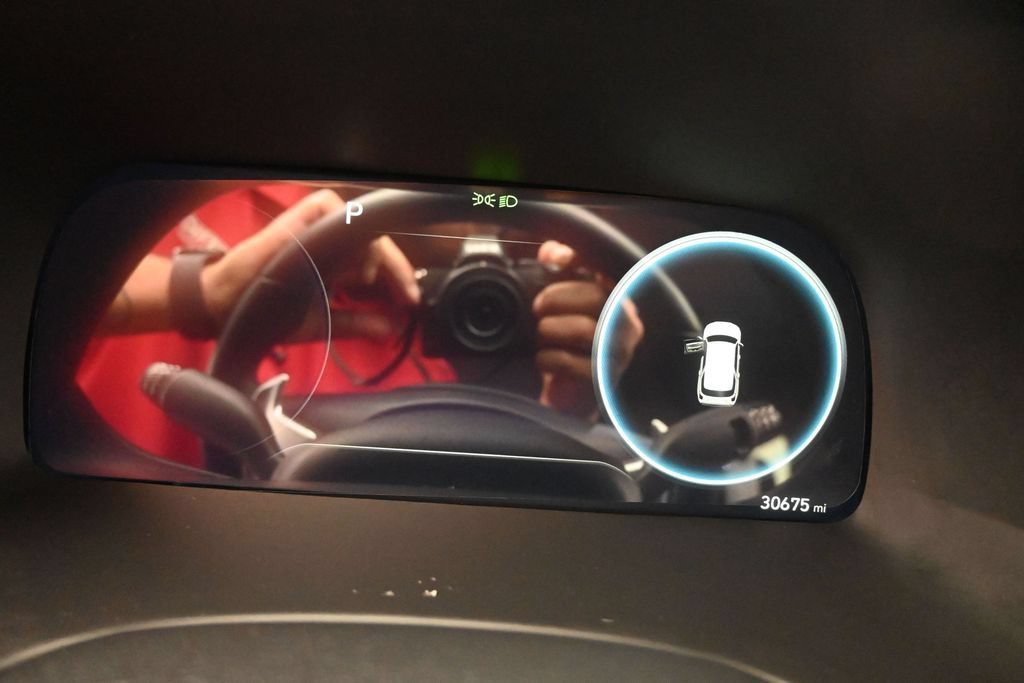 Used 2025 Hyundai Palisade SEL FWD image 2