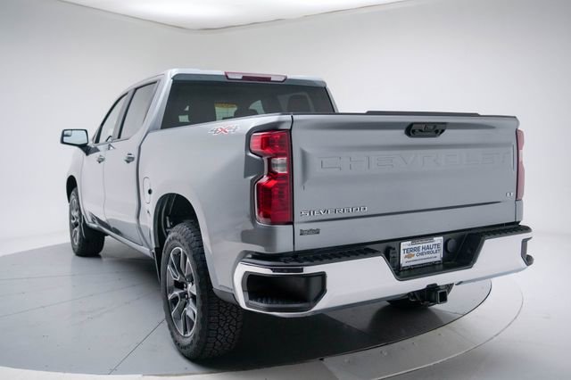 Used 2024 Chevrolet Silverado 1500 LT AWD/4WD image 3