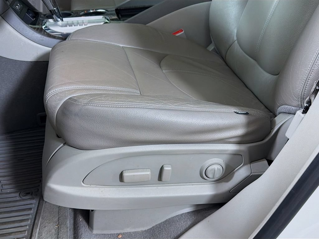 Used 2014 Buick Enclave Convenience FWD image 20