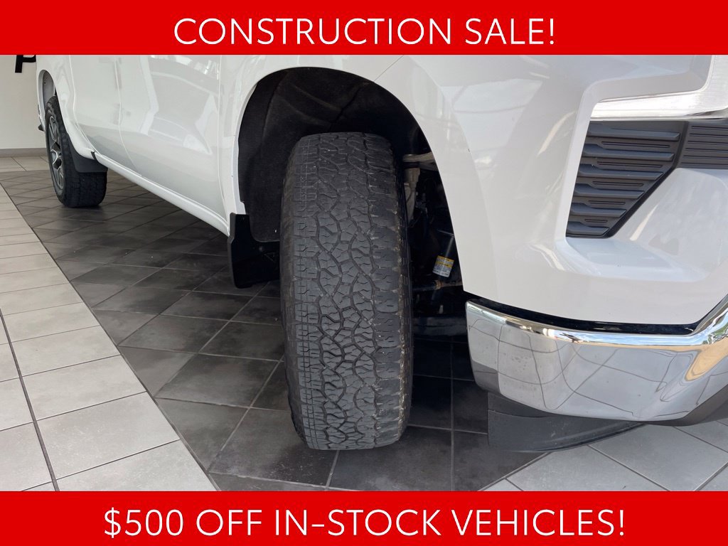 Used 2024 Chevrolet Silverado 1500 LT AWD/4WD image 18