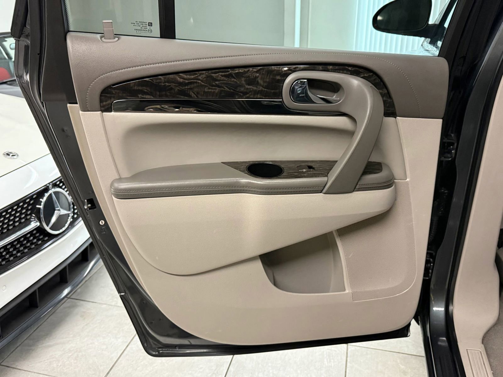 Used 2013 Buick Enclave Leather w/ LPO, Cargo Convenience Pkg image 16