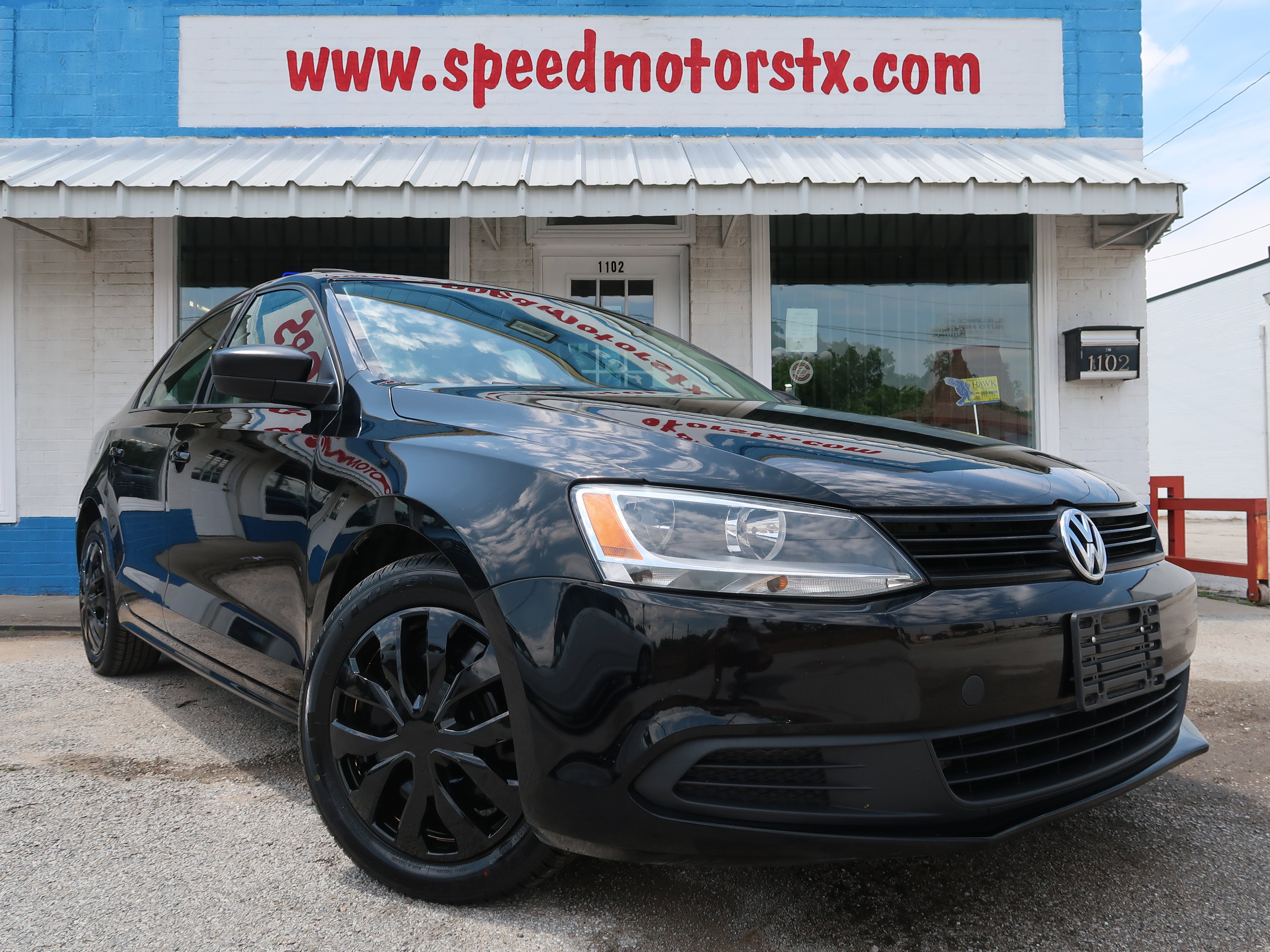 Used 2012 Volkswagen Jetta S FWD image 2