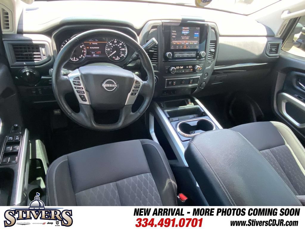 Used 2023 Nissan Titan SV w/ SV Convenience Package RWD image 15