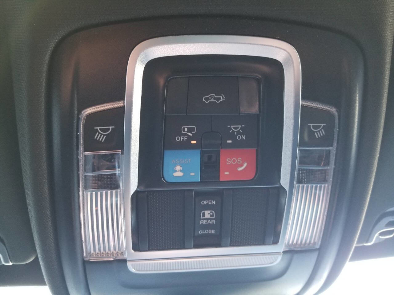 New 2026 RAM 1500 Laramie w/ Bed Utility Group image 36