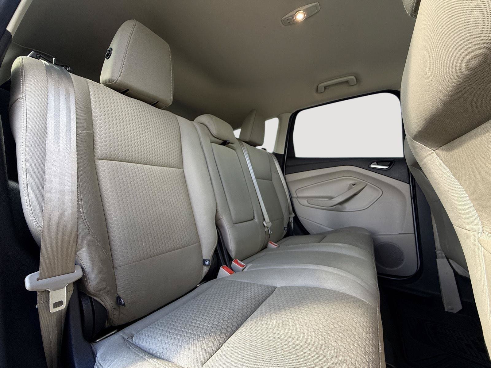 Used 2017 Ford Escape SE AWD/4WD image 25