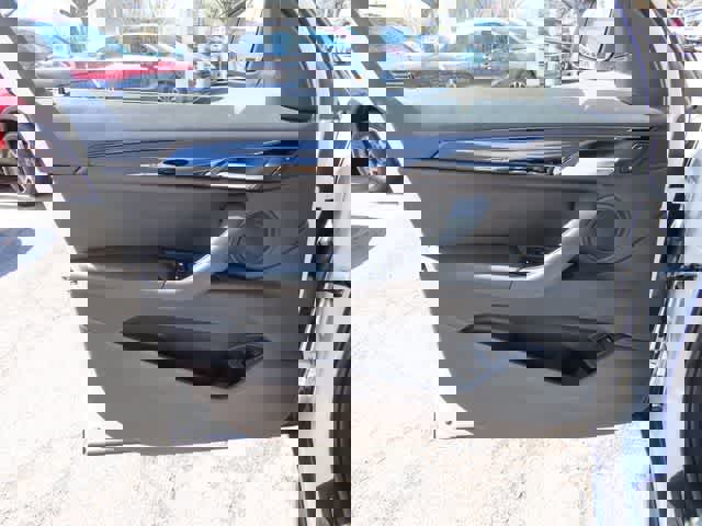 Used 2019 BMW X1 xDrive28i w/ Convenience Package image 16