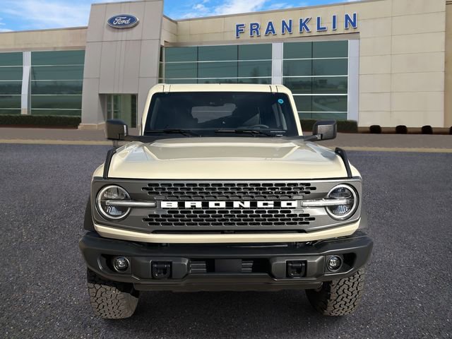 New 2025 Ford Bronco Badlands image 2
