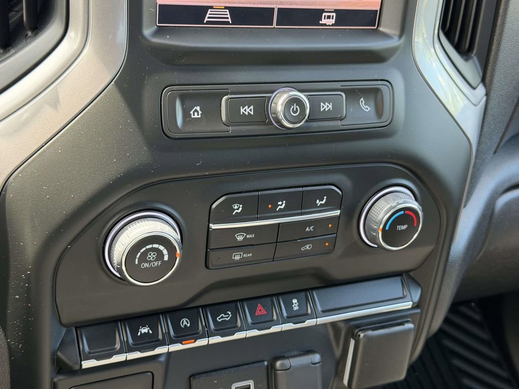 Used 2022 Chevrolet Silverado 1500 Custom w/ LPO, Dark Essentials Package image 5