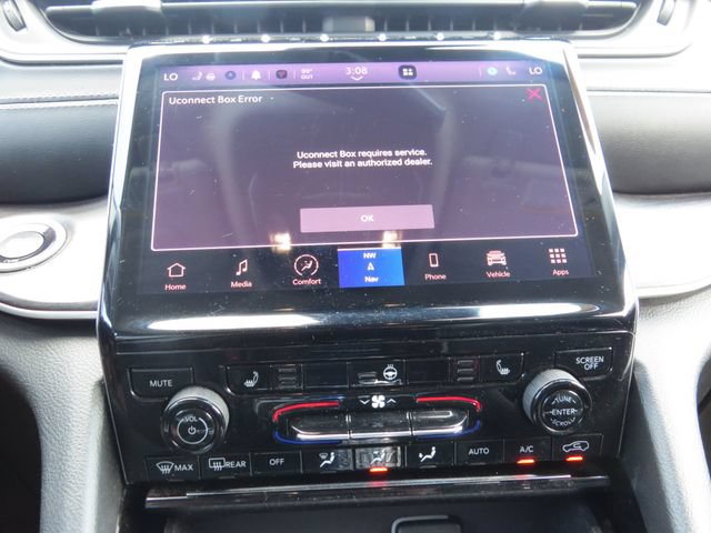 Used 2021 Jeep Grand Cherokee L Limited RWD image 23
