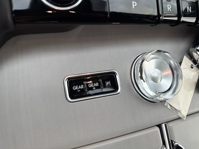 New 2027 Lincoln Navigator Reserve w/ Jet Appearance Package AWD/4WD image 23