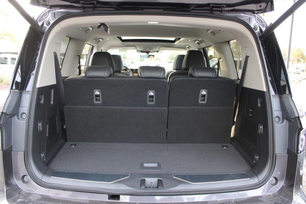 Certified 2025 INFINITI QX80 Pure image 35