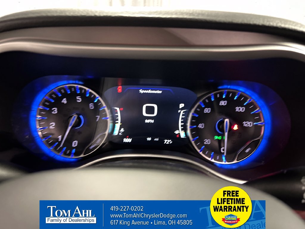 New 2027 Chrysler Pacifica Limited FWD image 14