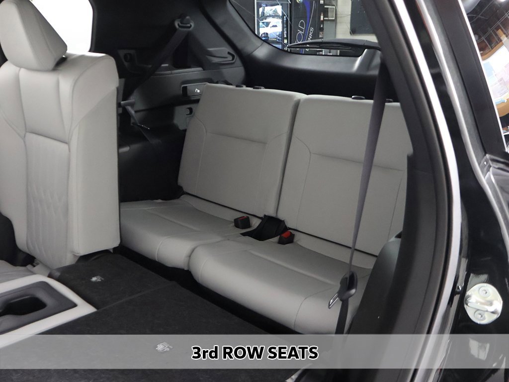 New 2025 Mitsubishi Outlander SEL image 12