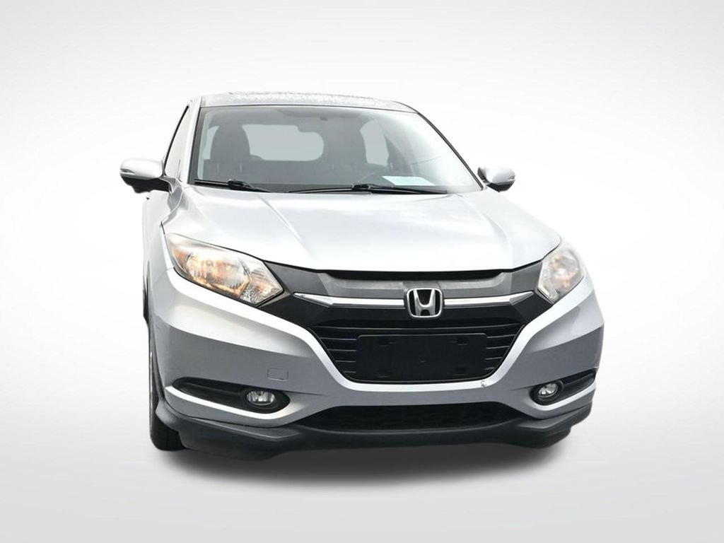 Used 2017 Honda HR-V EX image 2
