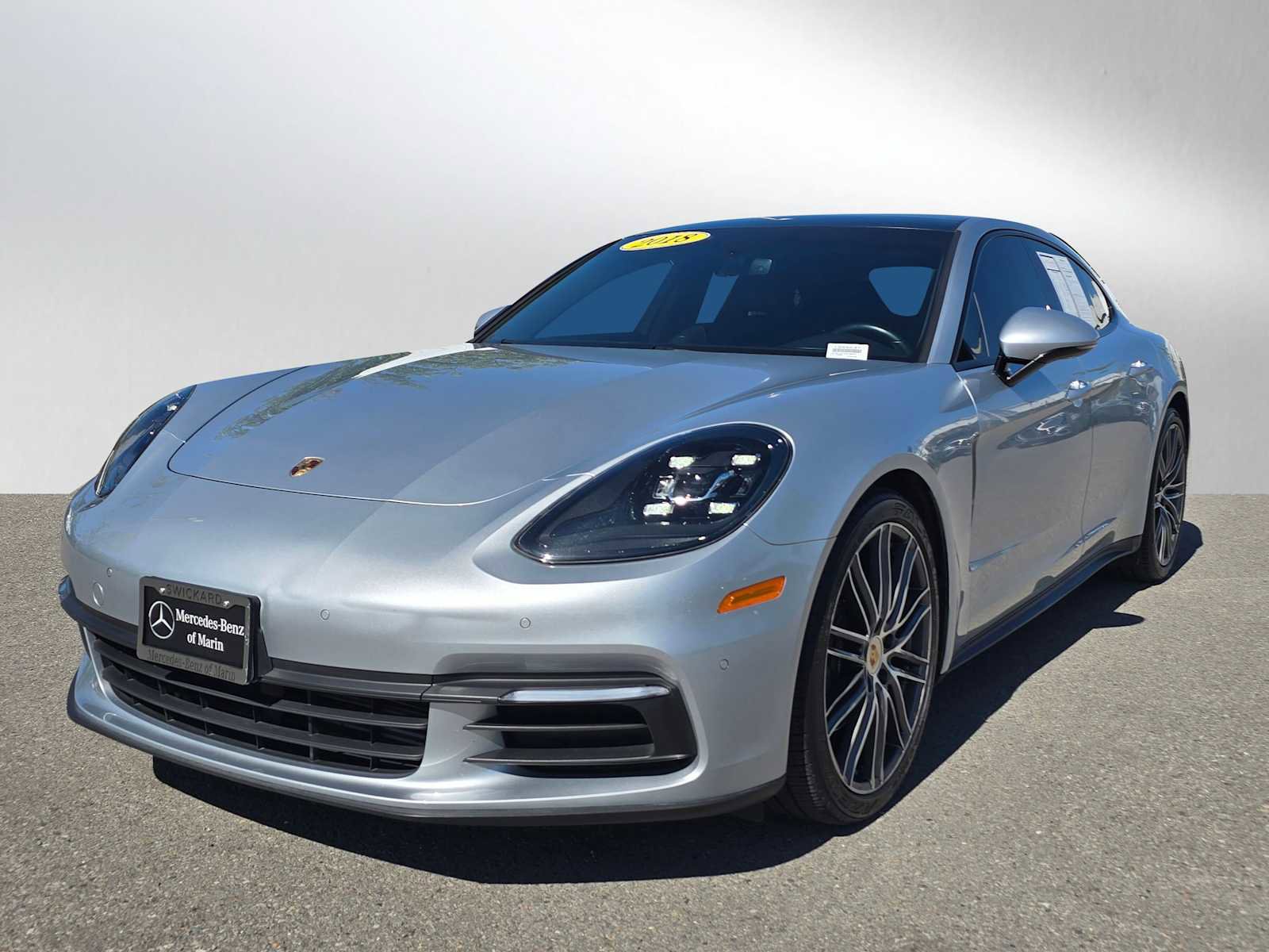 Used 2018 Porsche Panamera RWD image 7