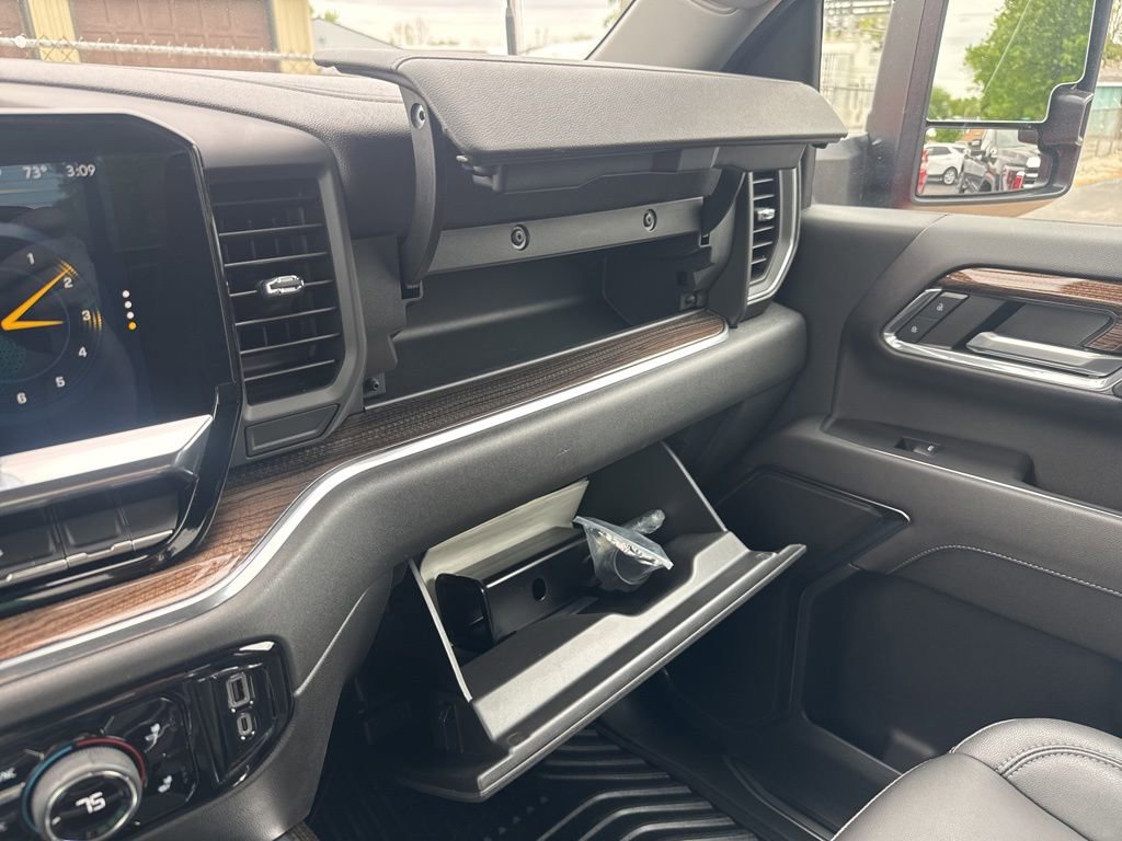 Used 2024 Chevrolet Silverado 2500 LT w/ All Star Edition AWD/4WD image 40