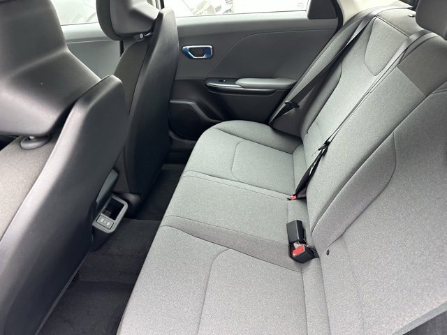 New 2025 Kia K4 LXS image 15