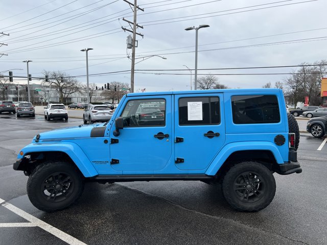 Used 2017 Jeep Wrangler Unlimited Sahara image 3