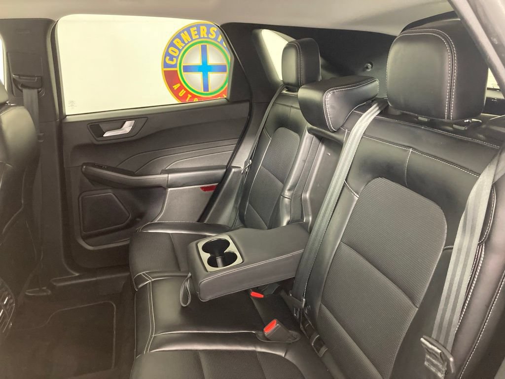 Used 2024 Ford Escape Platinum AWD/4WD image 19