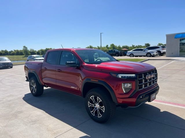 Used 2024 GMC Canyon AT4 w/ AT4 Premium Package AWD/4WD image 8