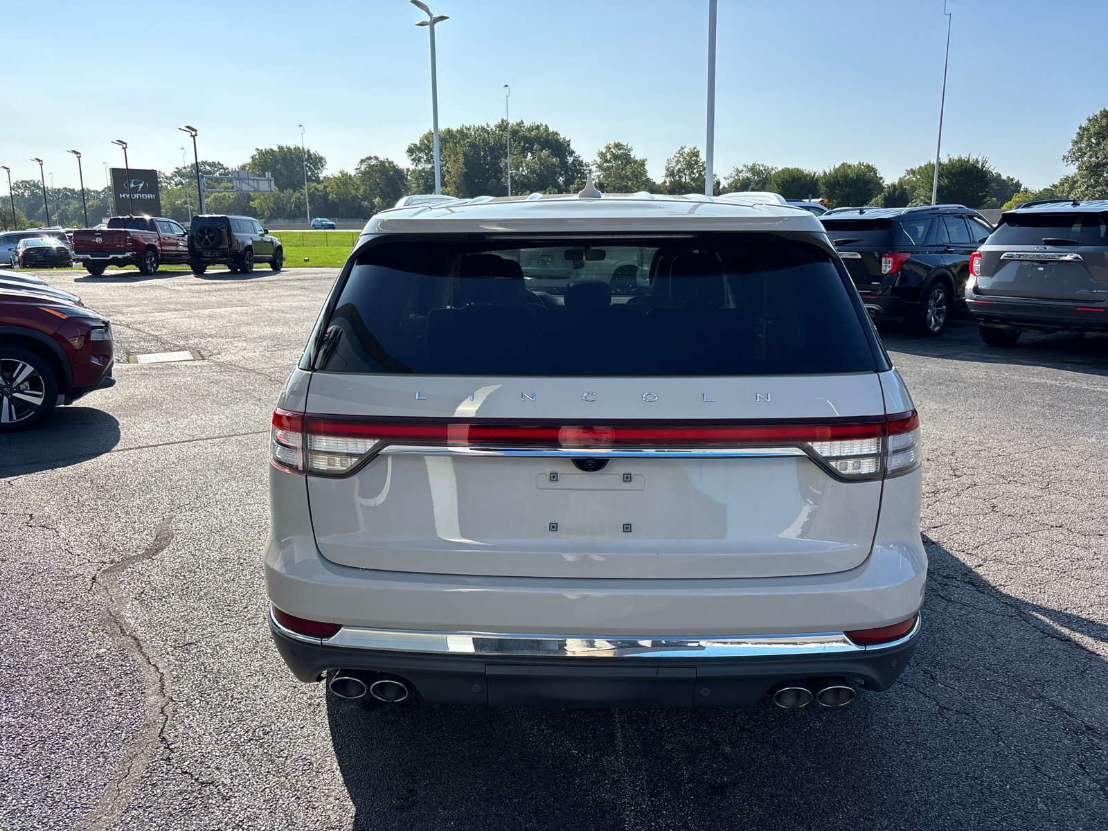 Certified 2020 Lincoln Aviator Reserve w/ Equipment Group 202A AWD/4WD image 6