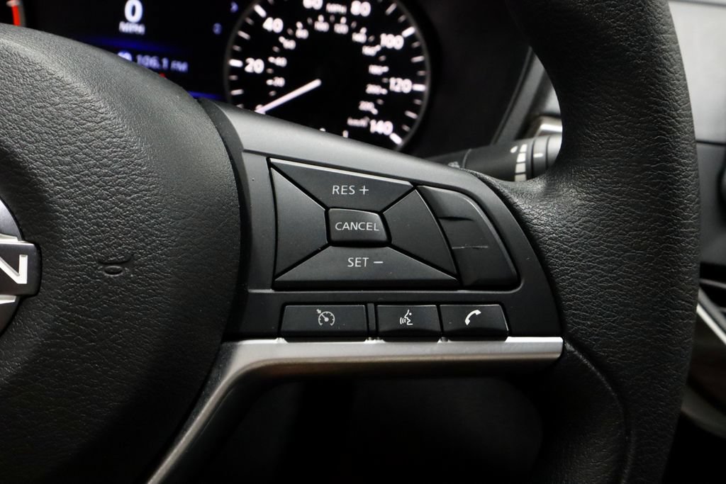 Certified 2025 Nissan Altima 2.5 SV FWD image 26