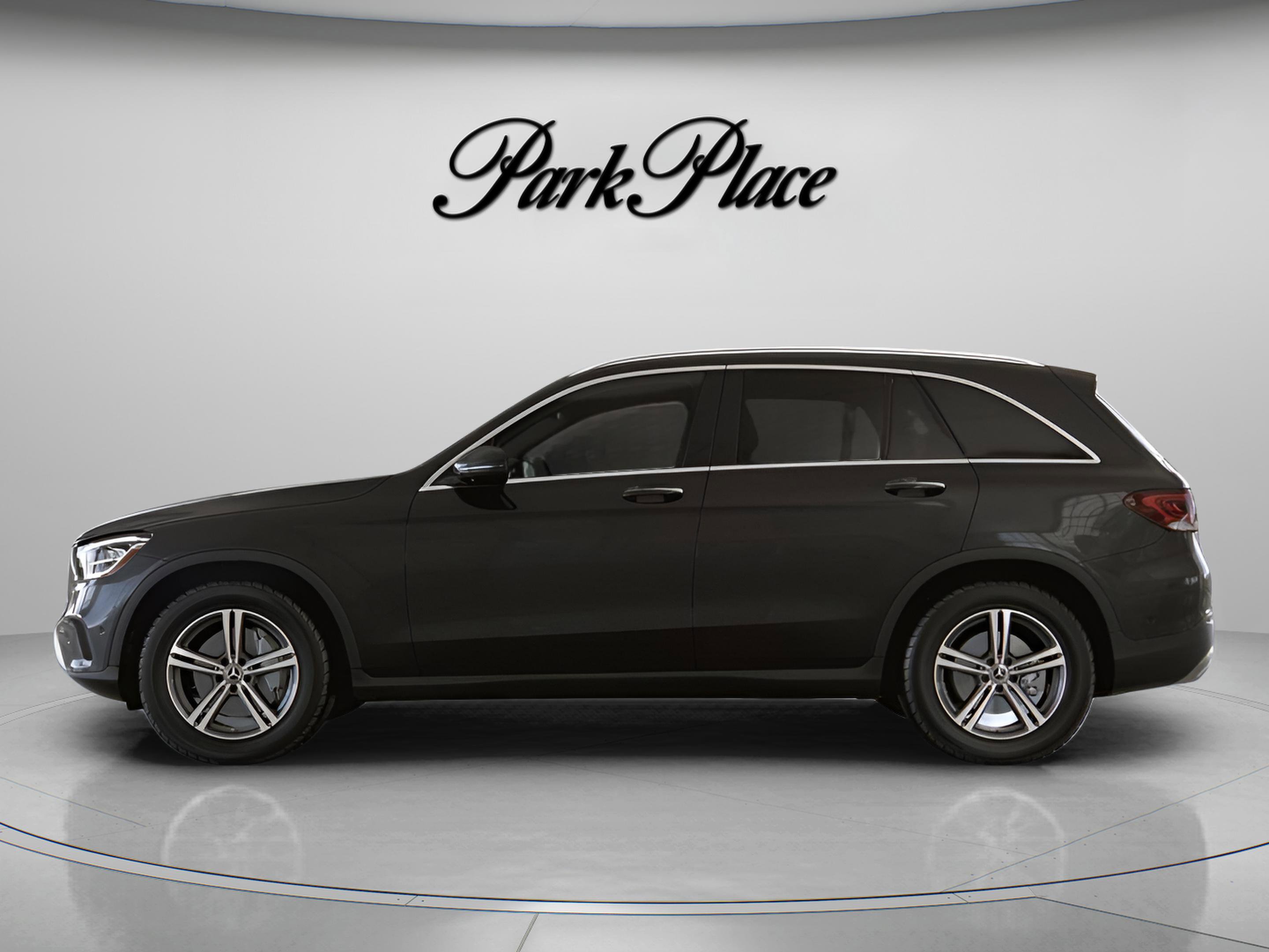 Used 2021 Mercedes-Benz GLC 300 image 7