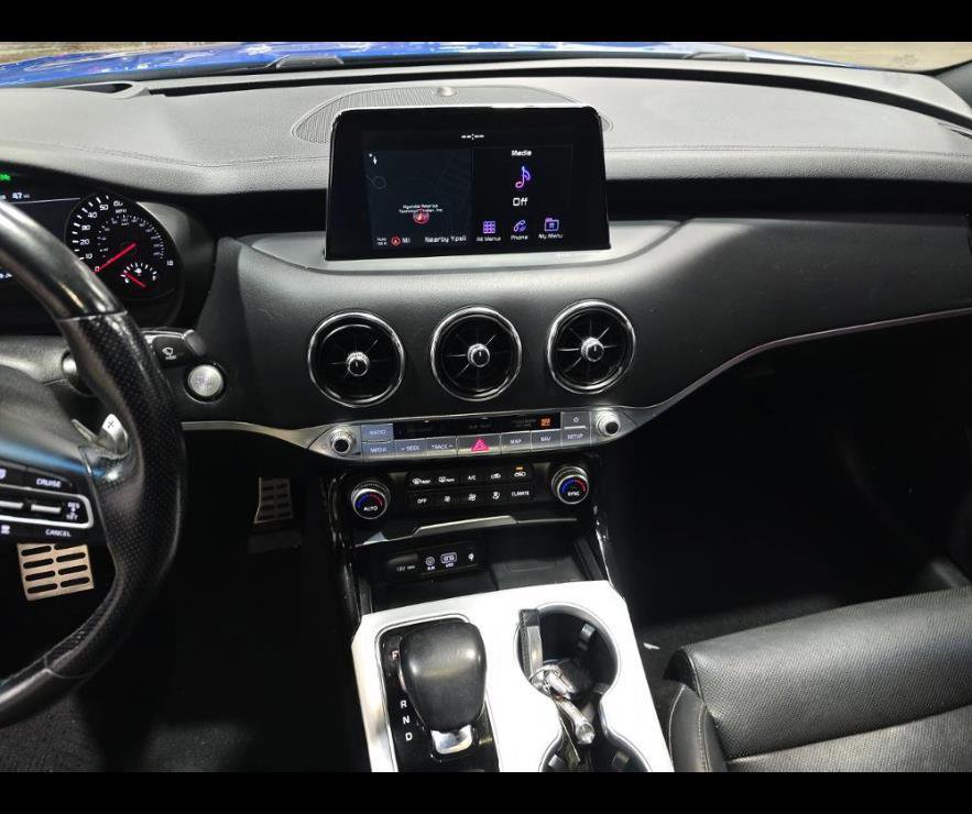 Used 2019 Kia Stinger GT2 image 5