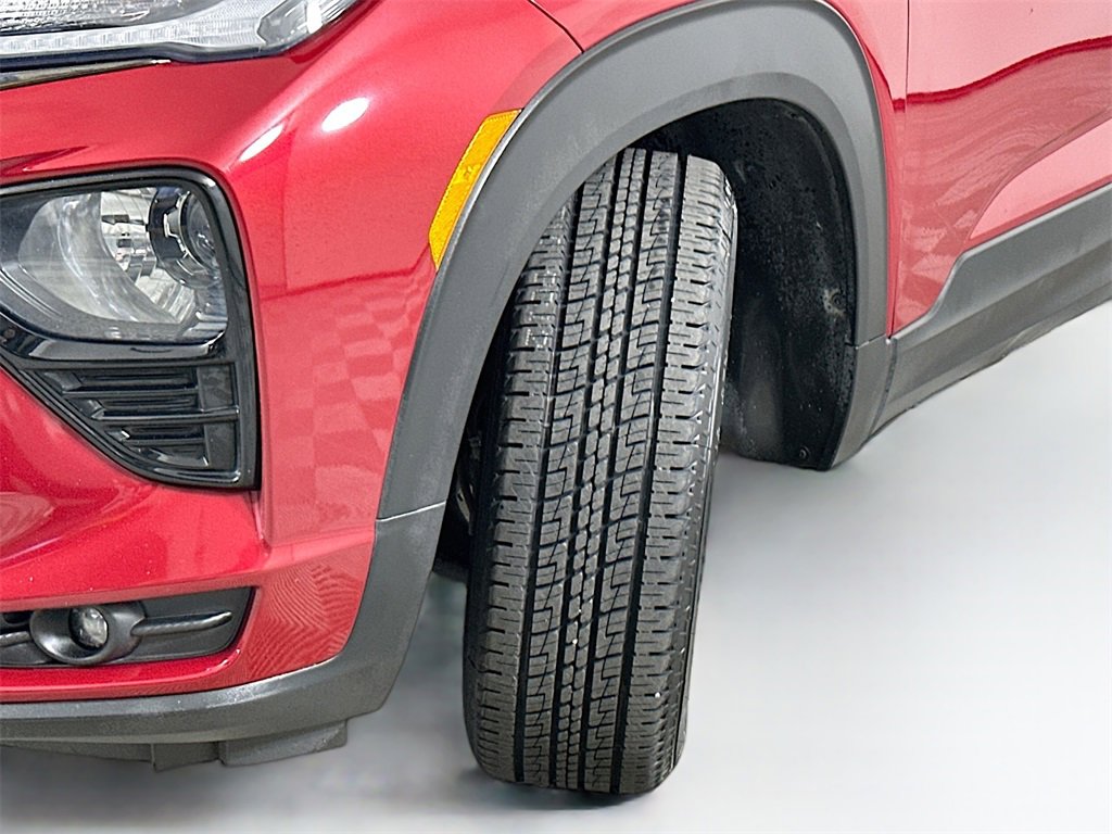 Used 2021 Chevrolet TrailBlazer RS w/ Sun and Liftgate Package image 25