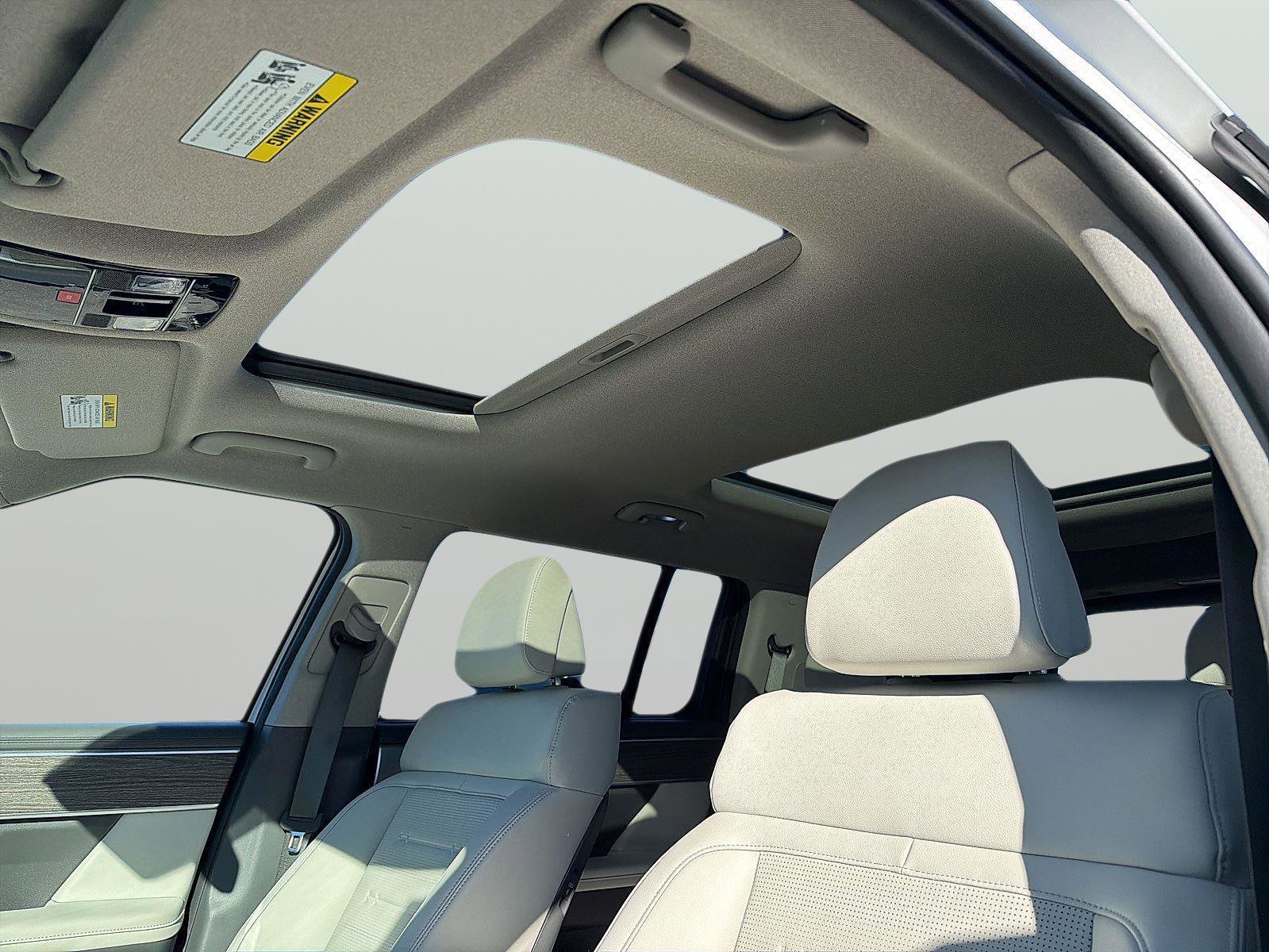 Certified 2026 Hyundai Santa Fe Limited image 14