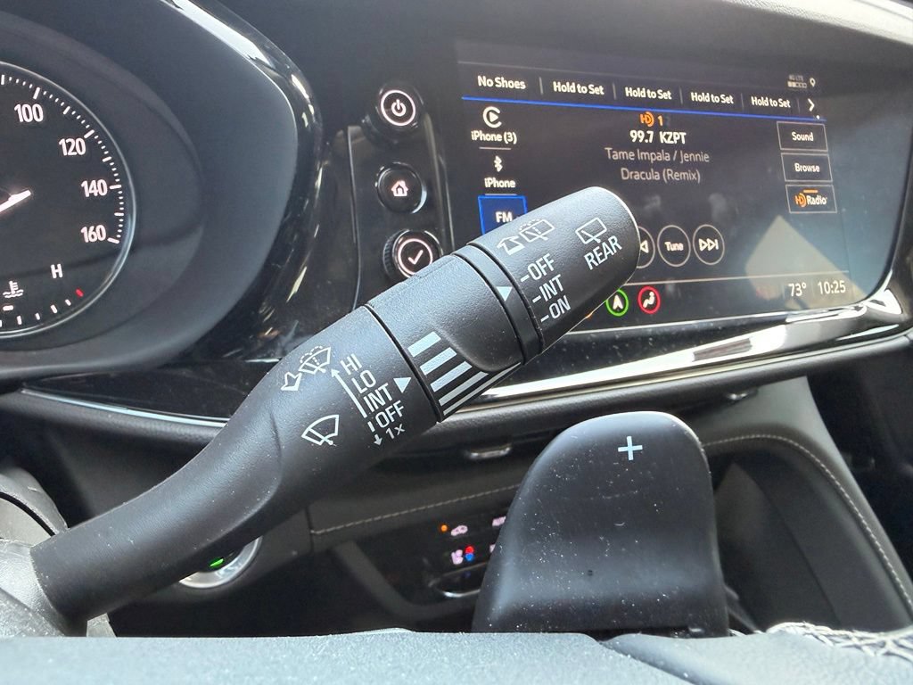 Used 2023 Buick Envision Avenir AWD/4WD image 18